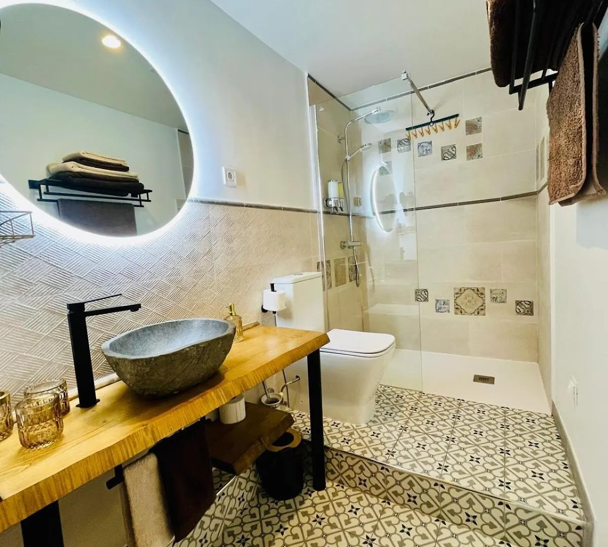 Emilysuites - Malaga Centro Historico 홈스테이